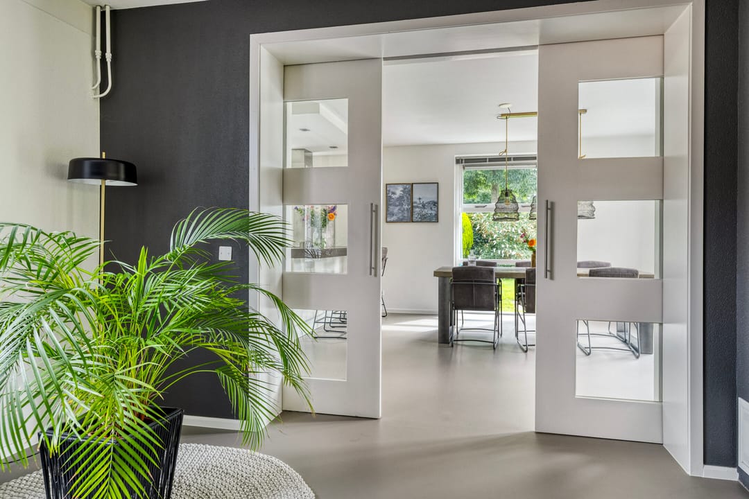 Photo 11 of Uranus 20