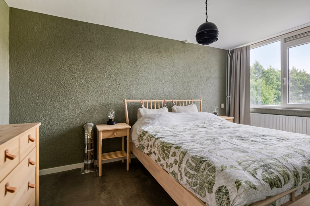 Photo 23 of Uranus 20