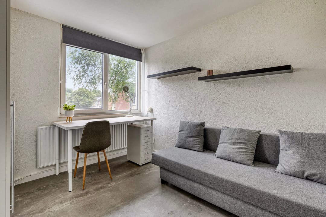 Photo 26 of Uranus 20