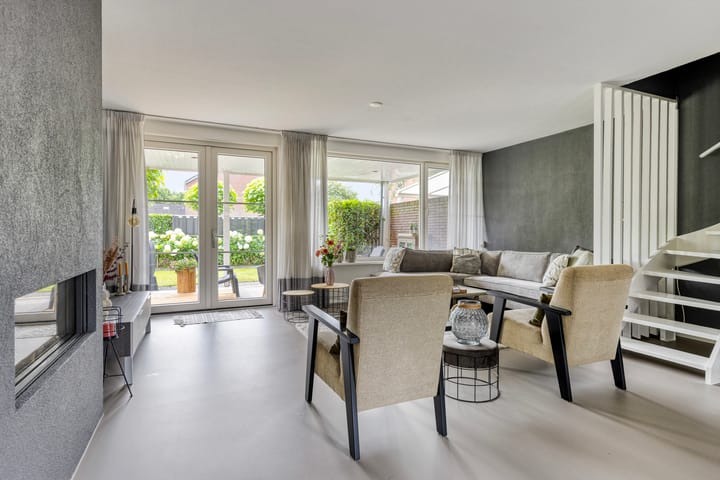 Foto 6 van Uranus 20