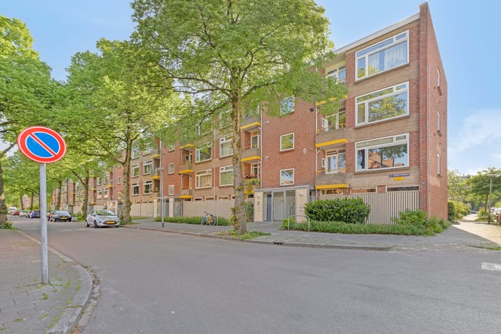 Foto 23 van De Genestetstraat 5