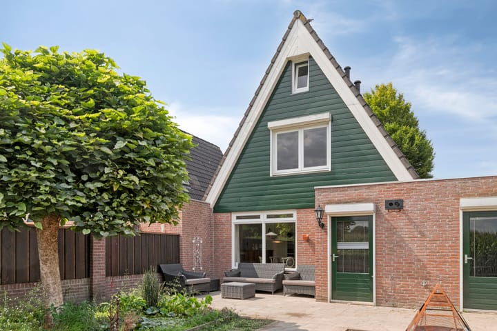 Meester van Busselstraat 82