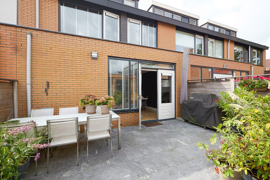 Photo 43 of Toendrastraat 5