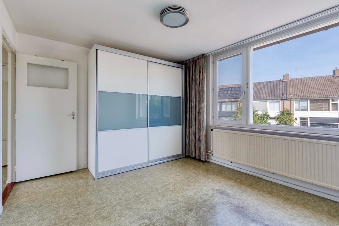 Photo 11 of Karel van de Woestijnestraat 5