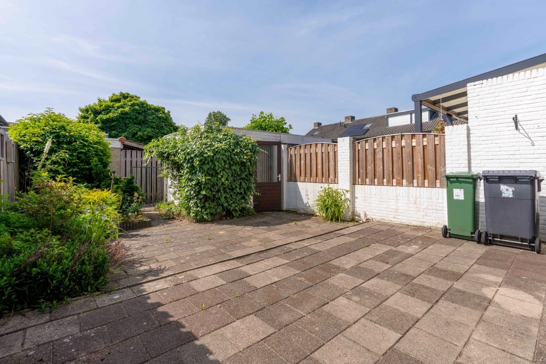 Photo 2 of Karel van de Woestijnestraat 5