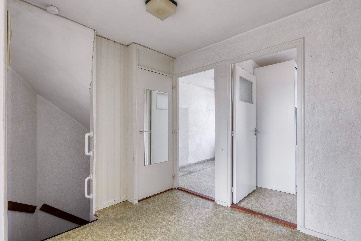 Photo 19 of Karel van de Woestijnestraat 5