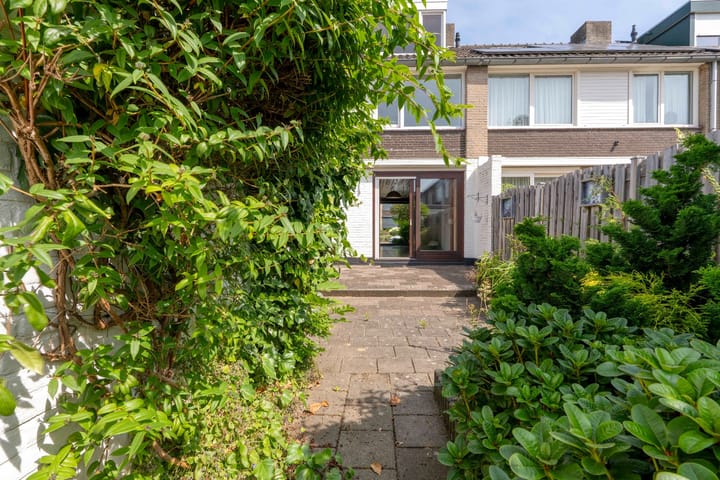 Foto 23 van Karel van de Woestijnestraat 5