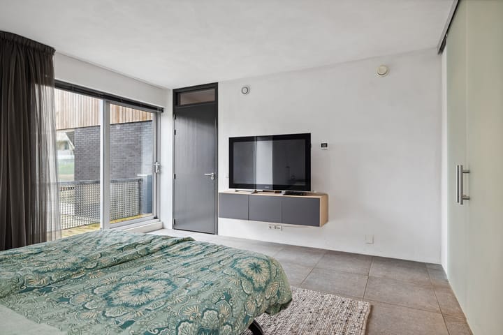 Foto 30 van Kurt Schwittersstraat 23