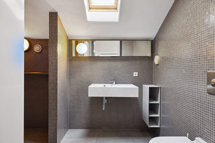 Foto 47 van Kurt Schwittersstraat 23