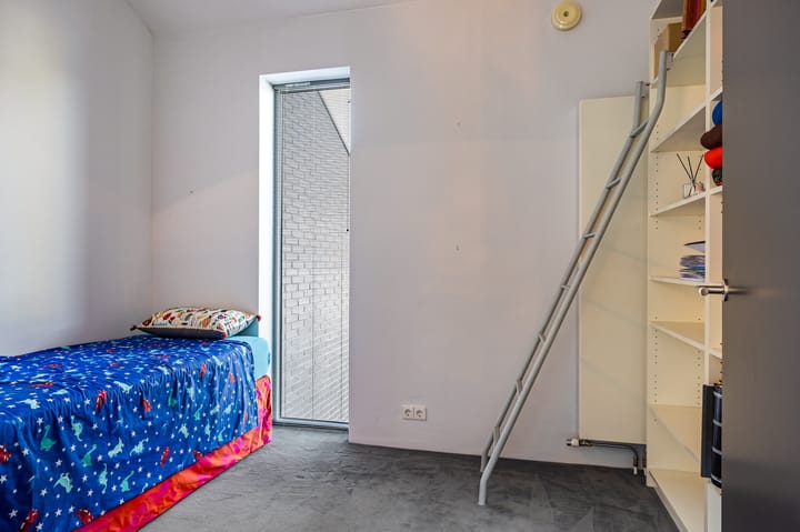 Foto 49 van Kurt Schwittersstraat 23