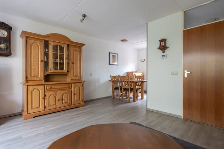 Foto 10 van Zwaluwenveld 14