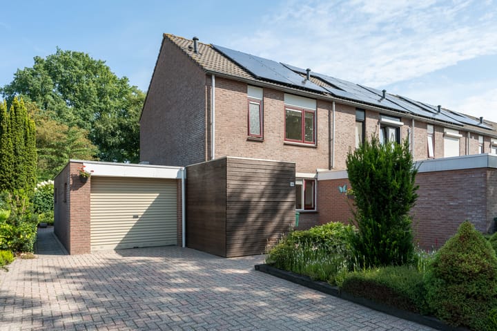 Foto 28 van Zwaluwenveld 14