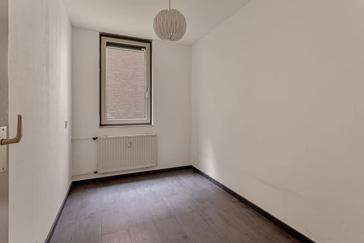 Photo 16 of Grasbroekerweg 3-B