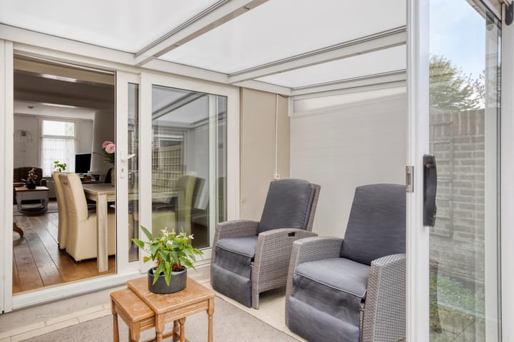 Foto 19 van Burgemeester Sterkstraat 8