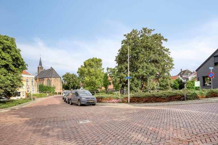 Foto 23 van Burgemeester Sterkstraat 8