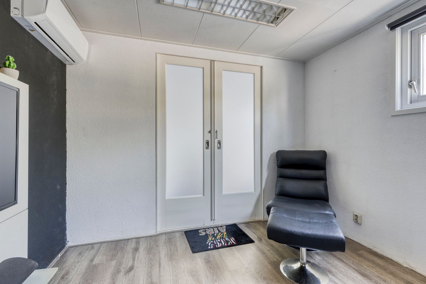 Photo 14 of Botter 17