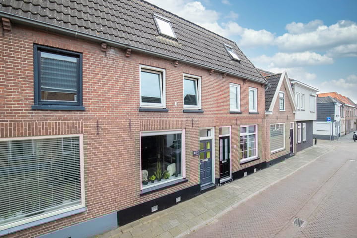 Photo 8 of Nieuwstraat 28