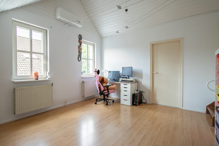 Photo 15 of Burg. Wijnandsstraat 59