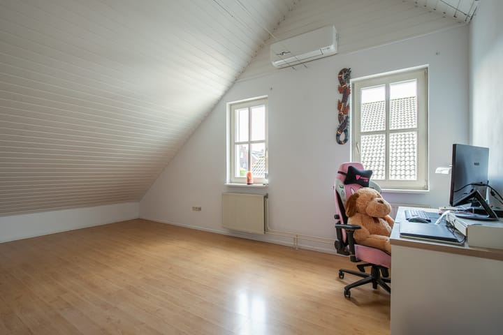 Photo 16 of Burg. Wijnandsstraat 59