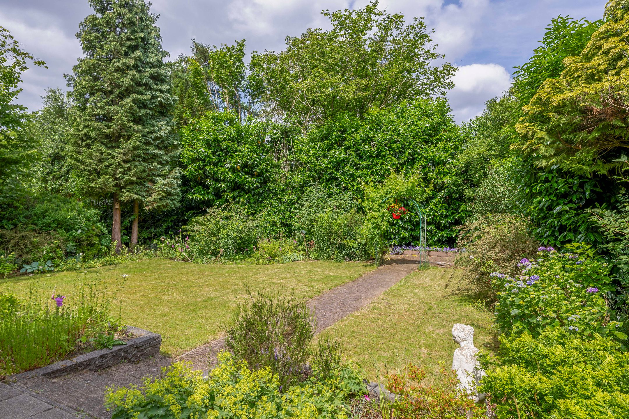 Foto 45 van Generaal Foulkesweg 99-A