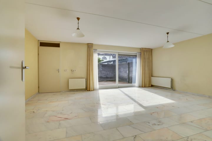 Photo 2 of Frederik Hendrikhof 61