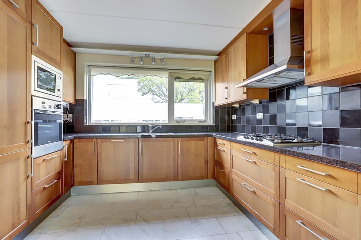 Photo 3 of Frederik Hendrikhof 61