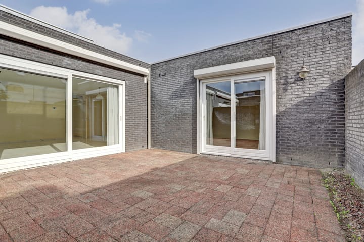 Photo 5 of Frederik Hendrikhof 61