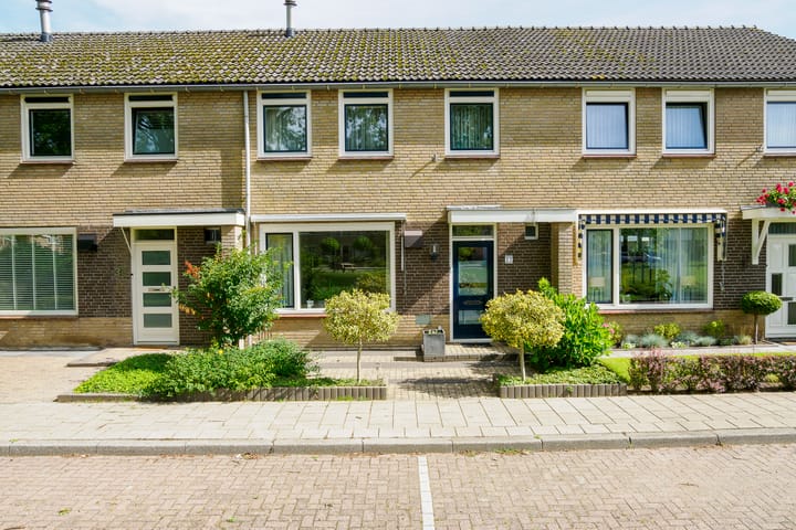 Photo 1 of Nicolaas Beetsstraat 37