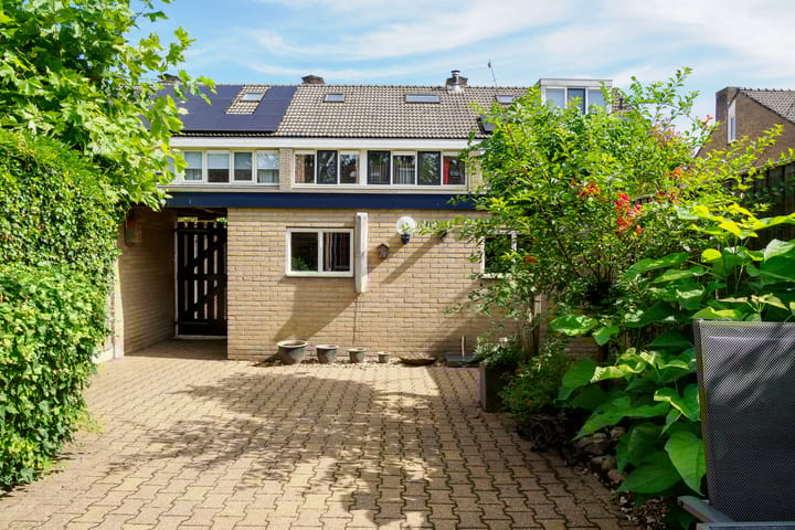 Photo 33 of Nicolaas Beetsstraat 37