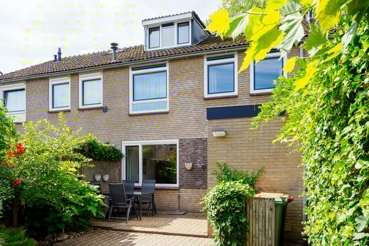 Photo 34 of Nicolaas Beetsstraat 37