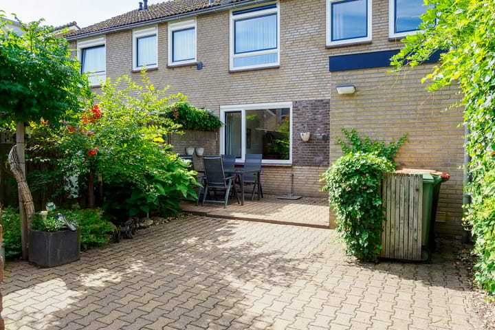 Photo 35 of Nicolaas Beetsstraat 37