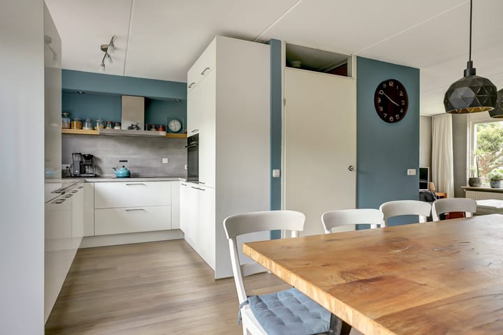 Foto 8 van Regelhaalder 7