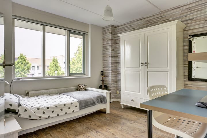 Foto 12 van Regelhaalder 7