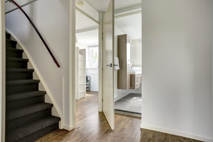 Foto 18 van Regelhaalder 7