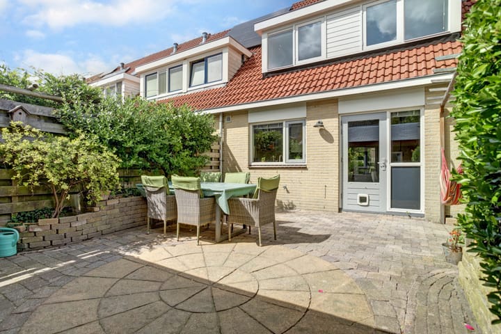 Foto 23 van Regelhaalder 7