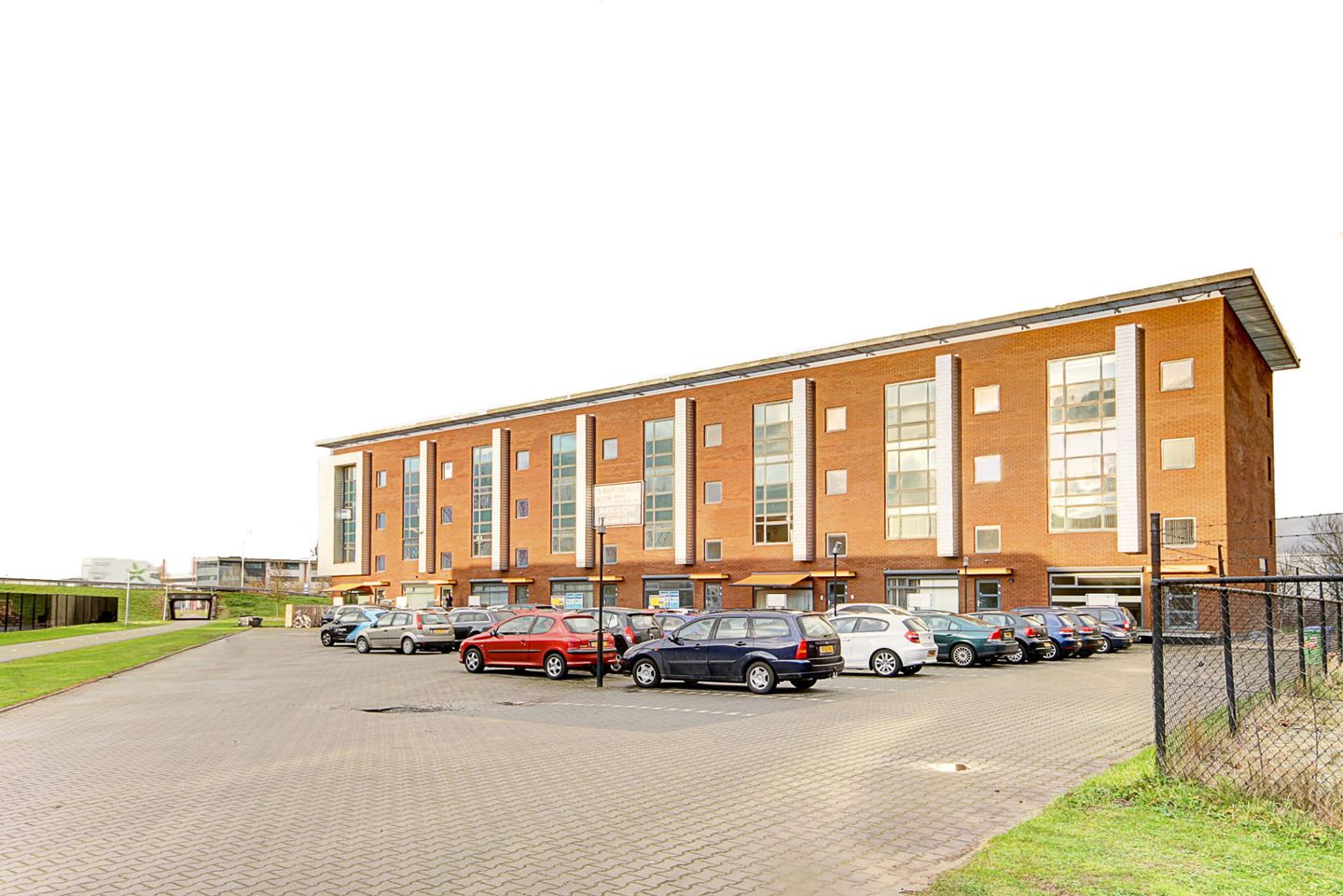 View photo 5 of Marketing 22