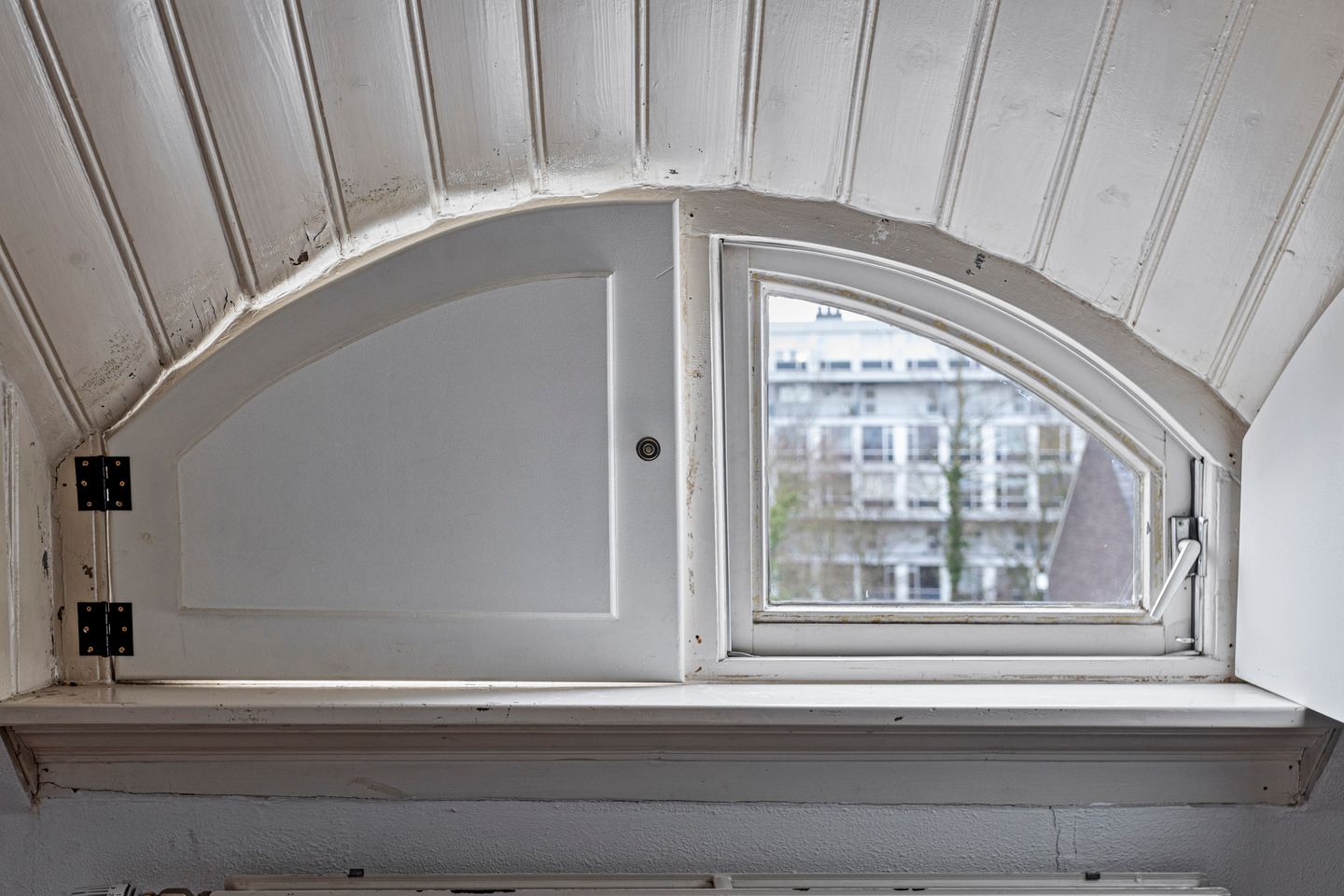 Photo 10 of Kruisstraat 4-D