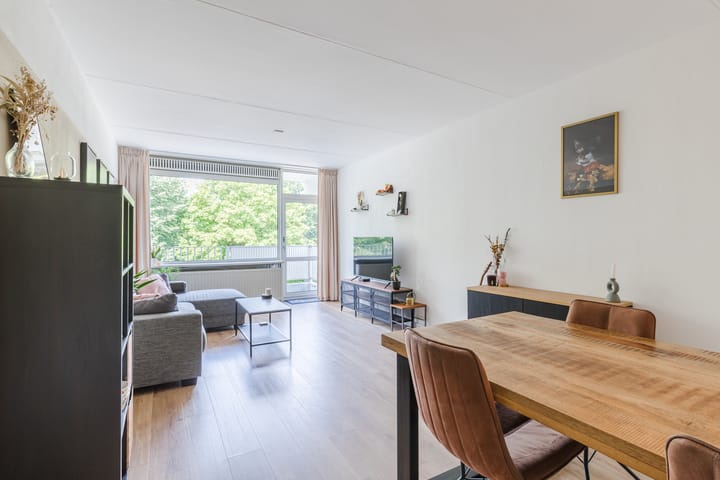 Foto 15 van Narcissenstraat 212