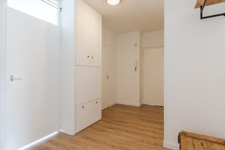 Foto 21 van Narcissenstraat 212