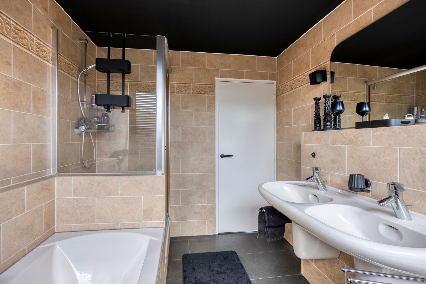 Foto 19 van Hendrik Chabotstraat 2