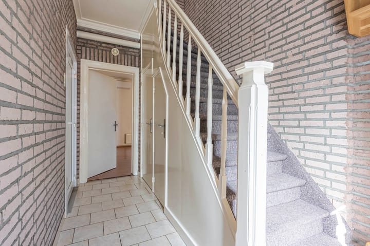 Foto 2 van Meuserstraat 107