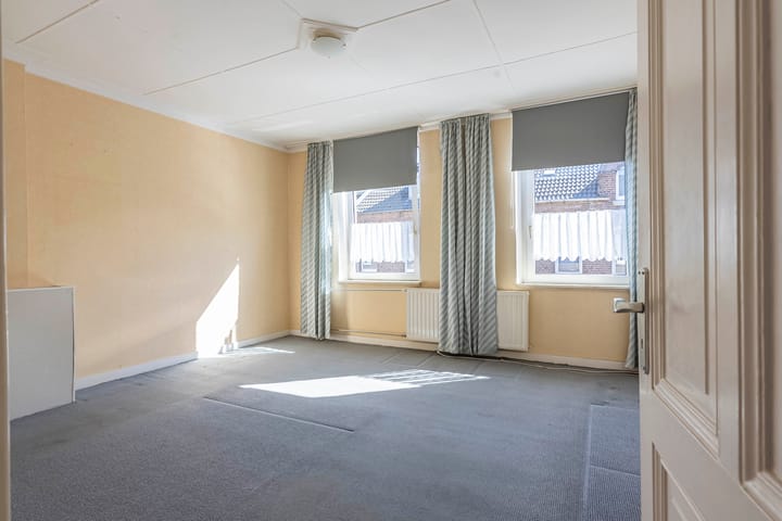 Foto 9 van Meuserstraat 107