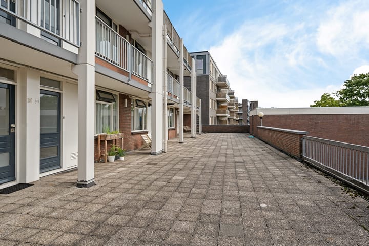 Photo 18 of Zuidvliet 328