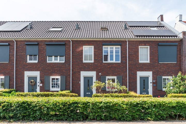 Photo 1 of Meester N J van Riemsdijkstraat 16