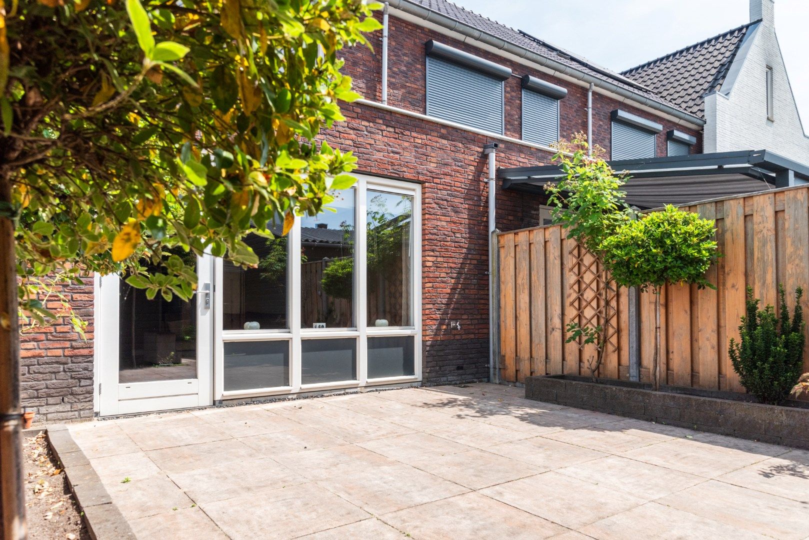 Foto 30 van Meester N J van Riemsdijkstraat 16