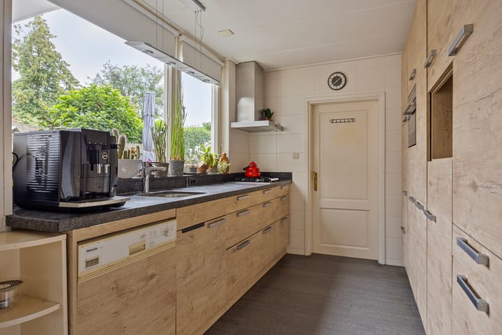 Foto 12 van Christiaan Huygenslaan 8