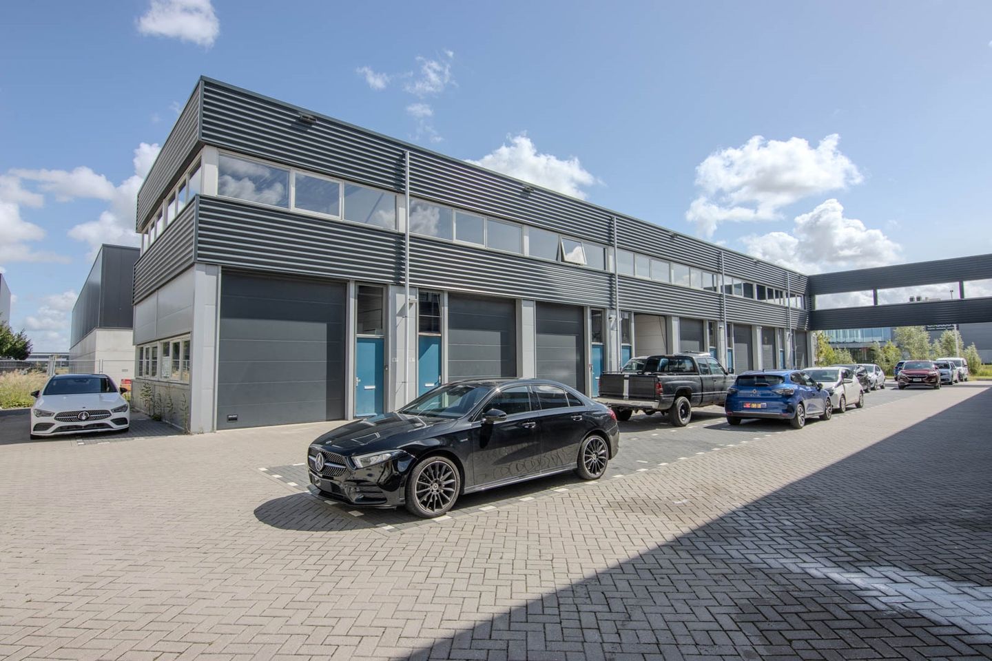 View photo 1 of Voltaweg 18-24