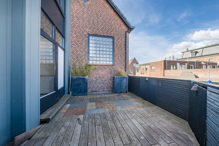 Foto 17 van Julianastraat 2-C