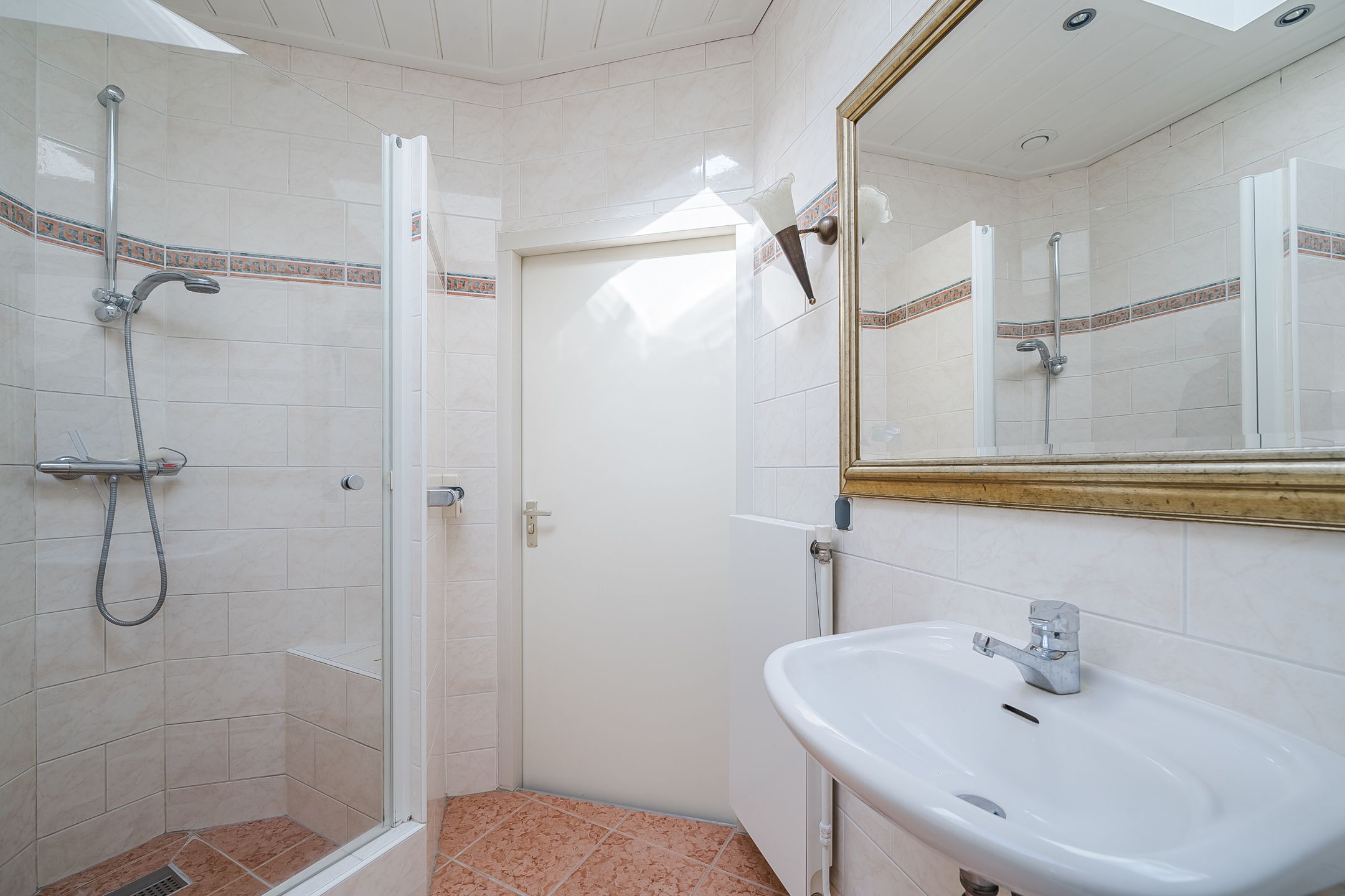 Foto 30 van Julianastraat 2-C