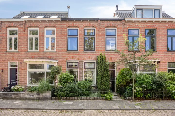 Burgemeester Wentholtstraat 3